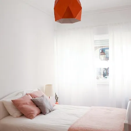 Apartament Mao Cheia Amoreiras *